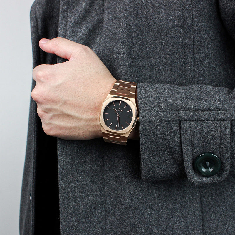 Reloj rosado con 2 manecillas y dial negro LAPSO Relojes