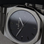 Reloj gun color con 3 manecillas y dial gun color con fecha