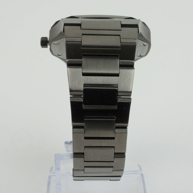 Reloj gun color con 2 manecillas y dial gun color con fecha