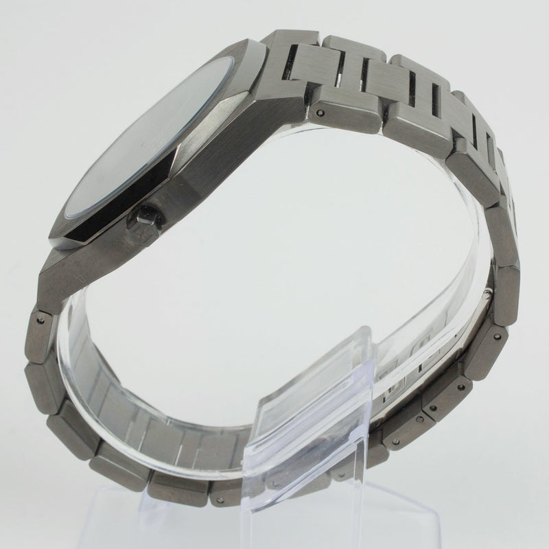 Reloj gun color con 3 manecillas gun color y dial negro