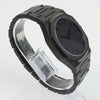 Reloj negro con 2 manecillas negras y dial negro