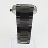 Reloj negro con 3 manecillas plateadas y dial negro con fecha