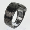 Reloj negro con 3 manecillas plateadas y dial negro con fecha