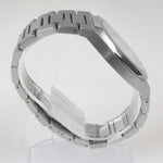 Reloj plateado con 3 manecillas y dial blanco