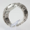 Reloj plateado con 2 manecillas y dial plateado con fecha
