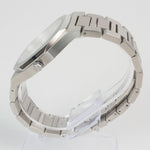 Reloj plateado con 3 manecillas y dial plateado